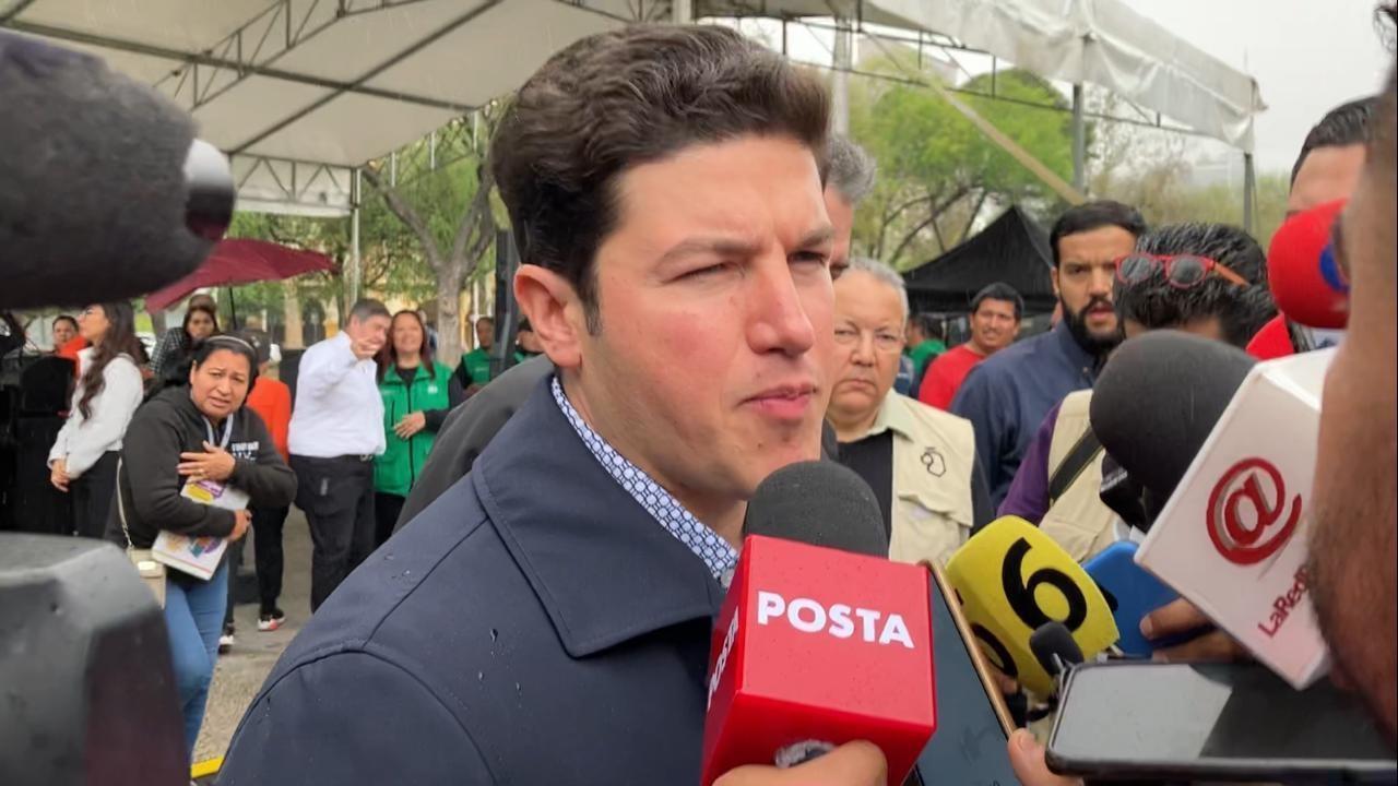 A los diputados, muchos besos de parte de Mariel: Samuel García