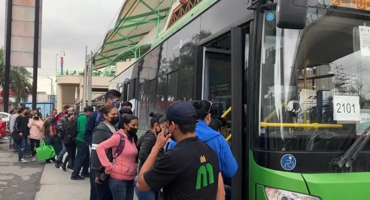 Aprovechan usuarios reapertura de estaciones del metro