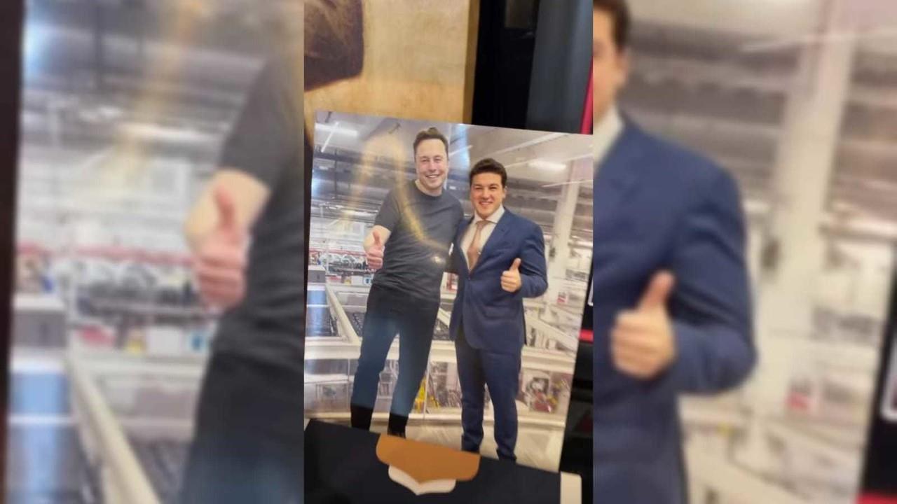 Samuel garcía y Elon Musk. Foto: Especial.