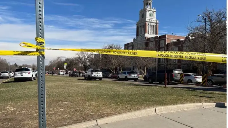 Tiroteo en secundaria de Denver deja dos profesores heridos. FOTO: Captura de Imagen