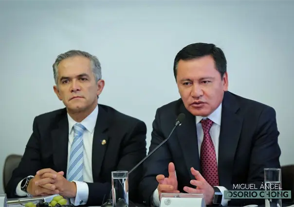 Osorio Chong hace oficial su salida de coordinación del PRI en el Senado