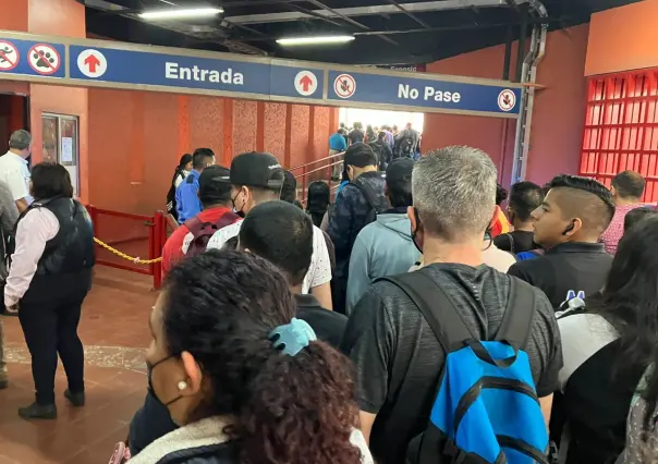 Vuelve caos en el Metro, reportan problemas en la Línea 1