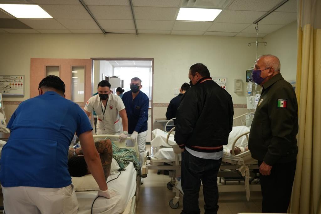 Los migrantes heridos fueron trasladados a hospitales de la zona. Foto: Twitter @INAMI_mx
