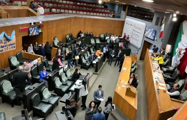 Gobernador remite tres vetos a reformas del Congreso en Nuevo León