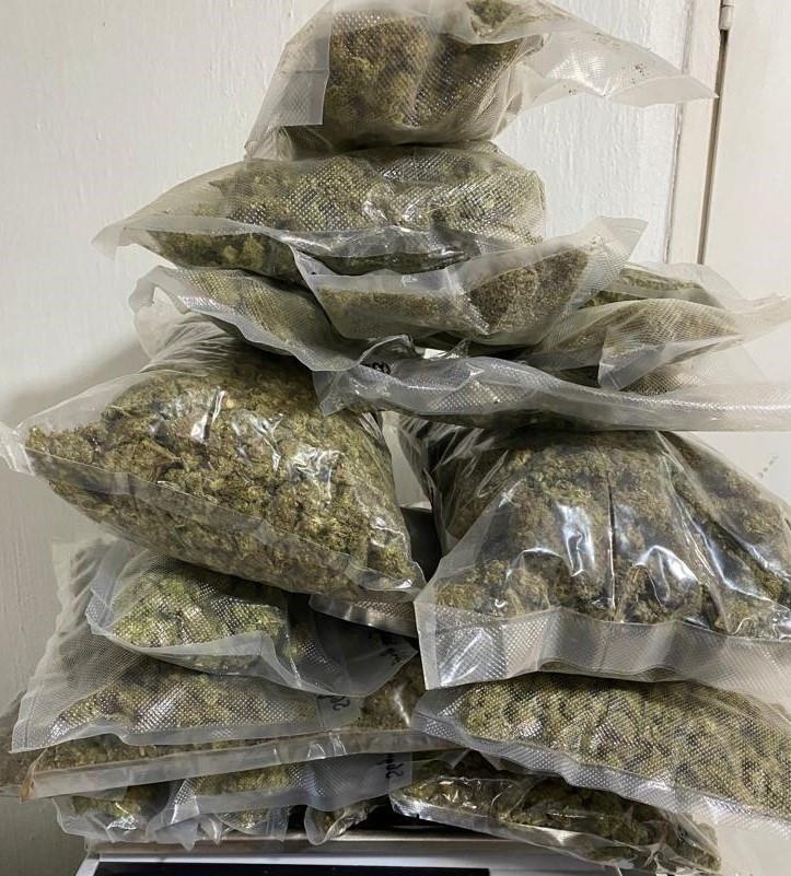 Asegura Guardia Nacional 180 paquetes de marihuana en 10 estados del país