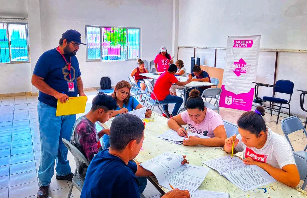 Instituciones colaboran y aplican exámenes para educación básica