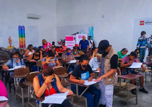 Instituciones colaboran y aplican exámenes para educación básica