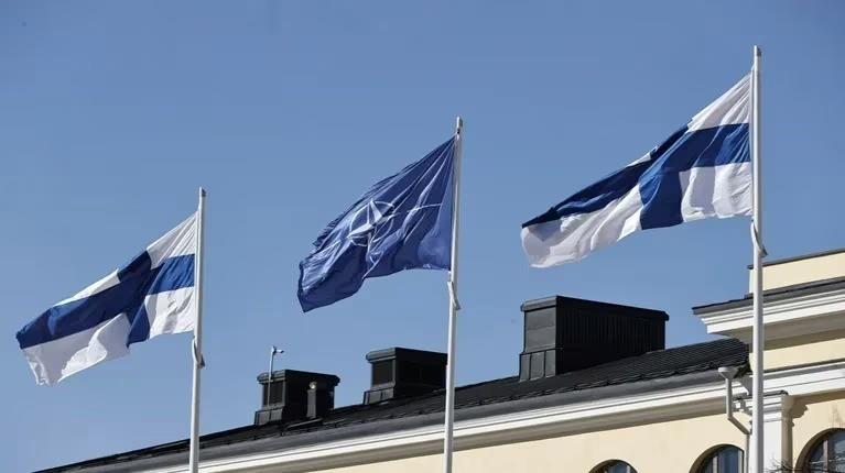Se adhiere Finlandia a la OTAN