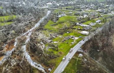 Mueren cinco personas por tormenta con tornados en Missouri