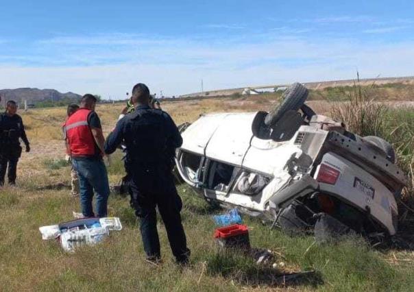 Volcadura entre Durango y Chihuahua deja dos muertos y una lesionada grave