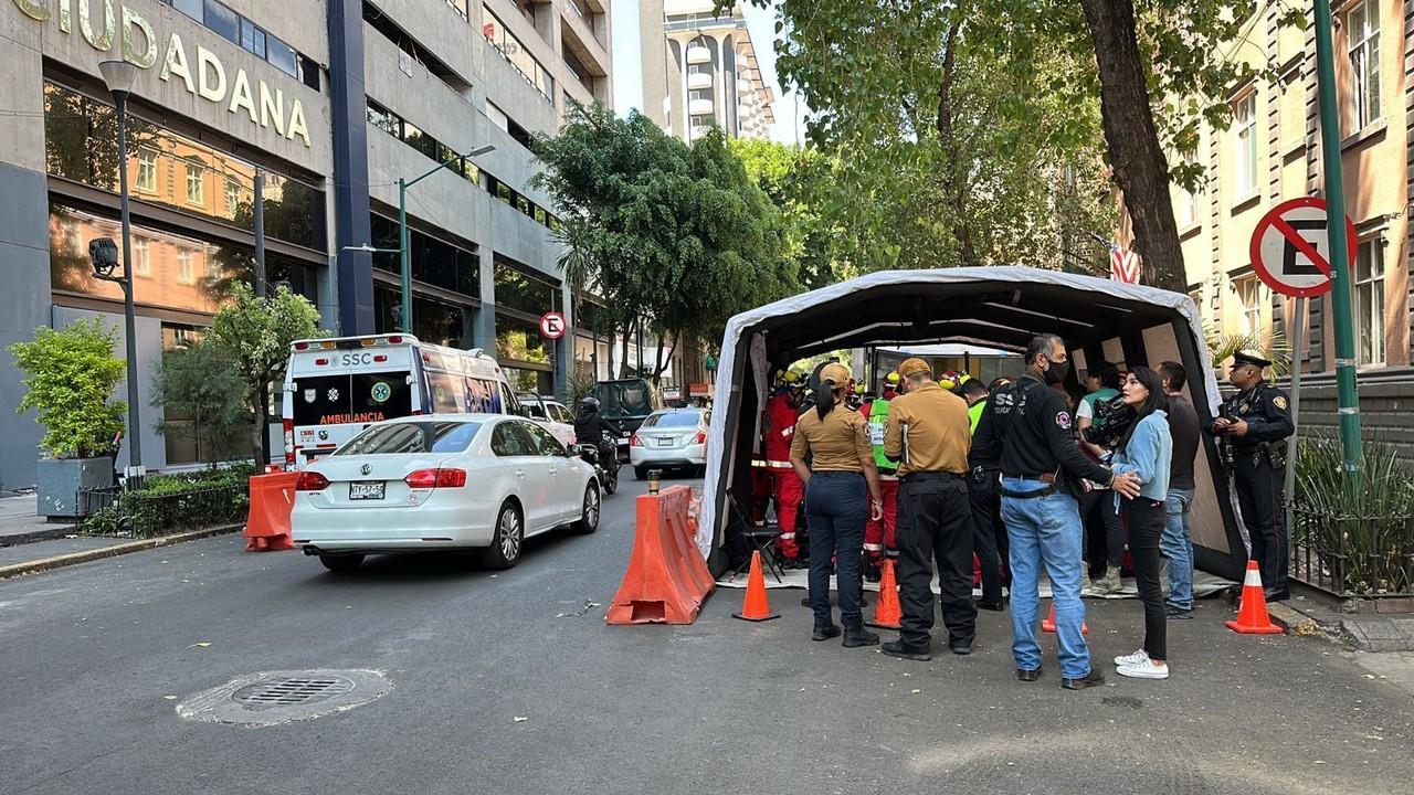 Durante la cobertura de este simulacro, participaron elementos de la SEDENA, personal SINAPROC y policías de diversos agrupamientos de la Secretaría de Seguridad Ciudadana. Foto: Ramón Ramírez.