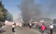 Comuneros cierran México-Toluca en protesta por incumplimiento del gobierno