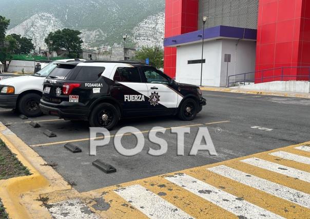 Hieren a hombre en asalto en Monterrey