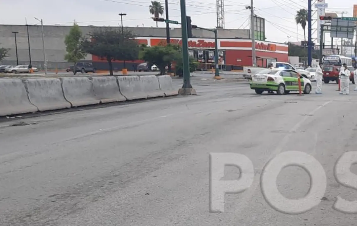 La zona fue asegurada por elementos de seguridad pública municipal de Guadalupe, mientras que peritos de la fiscalía recababan evidencias. Foto: Raymundo Elizalde.