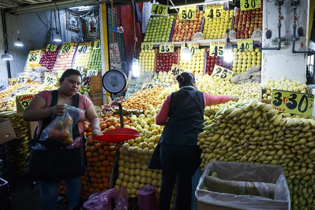 La inflación subyacente, que sirve para medir la trayectoria de los precios porque elimina productos de alta volatilidad, de igual forma descendió más de lo previsto a un 7.75% interanual. Foto: Conaco.