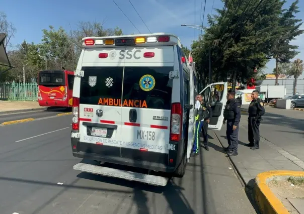 Se le dispara arma de cargo a policía y termina herido en la Gustavo A. Madero