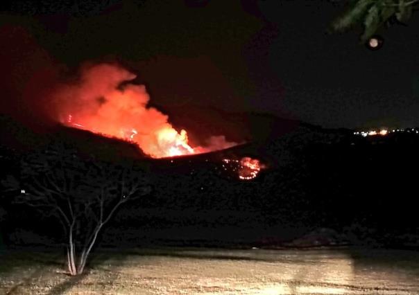 Combaten incendios forestales en Guadalajara; declaran alerta atmosférica