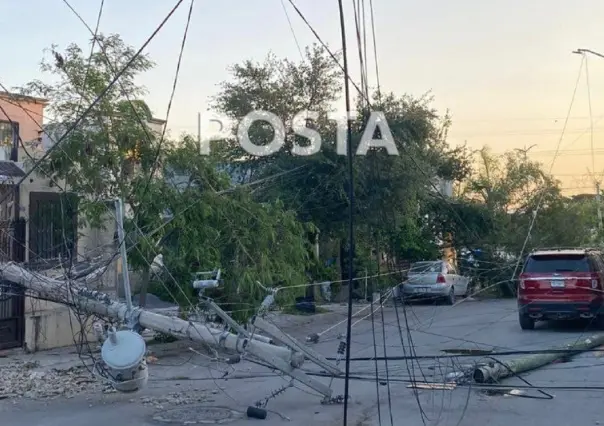 ¡Como zona de guerra! Vientos huracanados causan estragos en Juárez, Nuevo León
