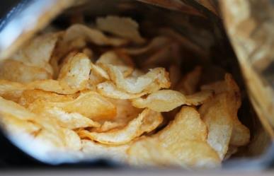 Papas fritas causan intoxicación de 11 estudiantes en escuela de Sinaloa