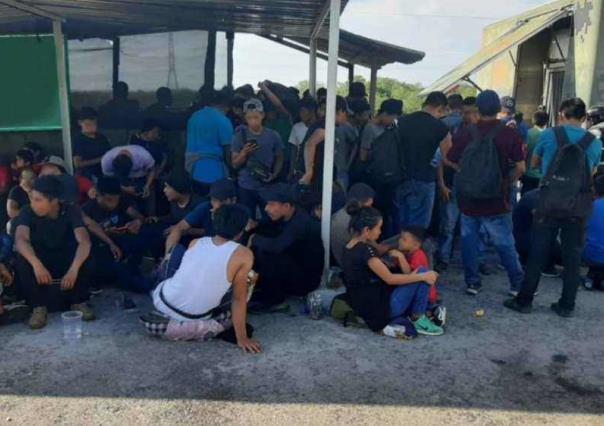 Detienen en Nuevo León a dos hombres de Ecatepec, transportaban 139 migrantes