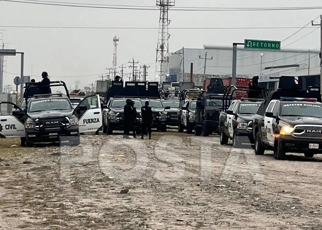 Los agentes de seguridad lograron desplegarse rápidamente en la zona para enfrentar a los civiles armados. Foto: Raymundo Elizalde.