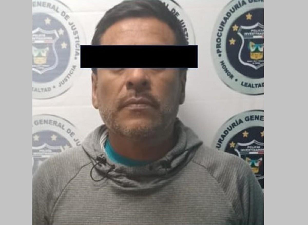 El maestro F.D.J. fue detenido tras abusar de 4 alumnas en una telesecundaria en Tezontepec de Aldama, Hidalgo. Foto: Twitter @SNietoCastillo