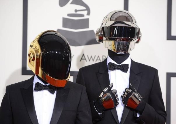 ¿Regresaran? Sorprende Daft Punk con coordenadas del Zócalo en CDMX