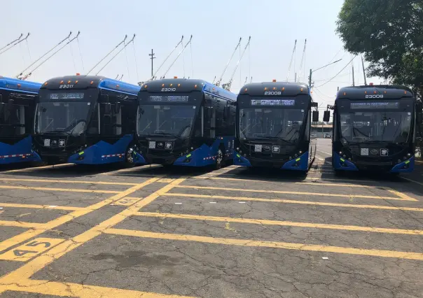 Presentan nuevos trolebuses con servicio de alto nivel en la CDMX