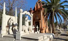 Roban piezas históricas del Panteón Oriente en Durango