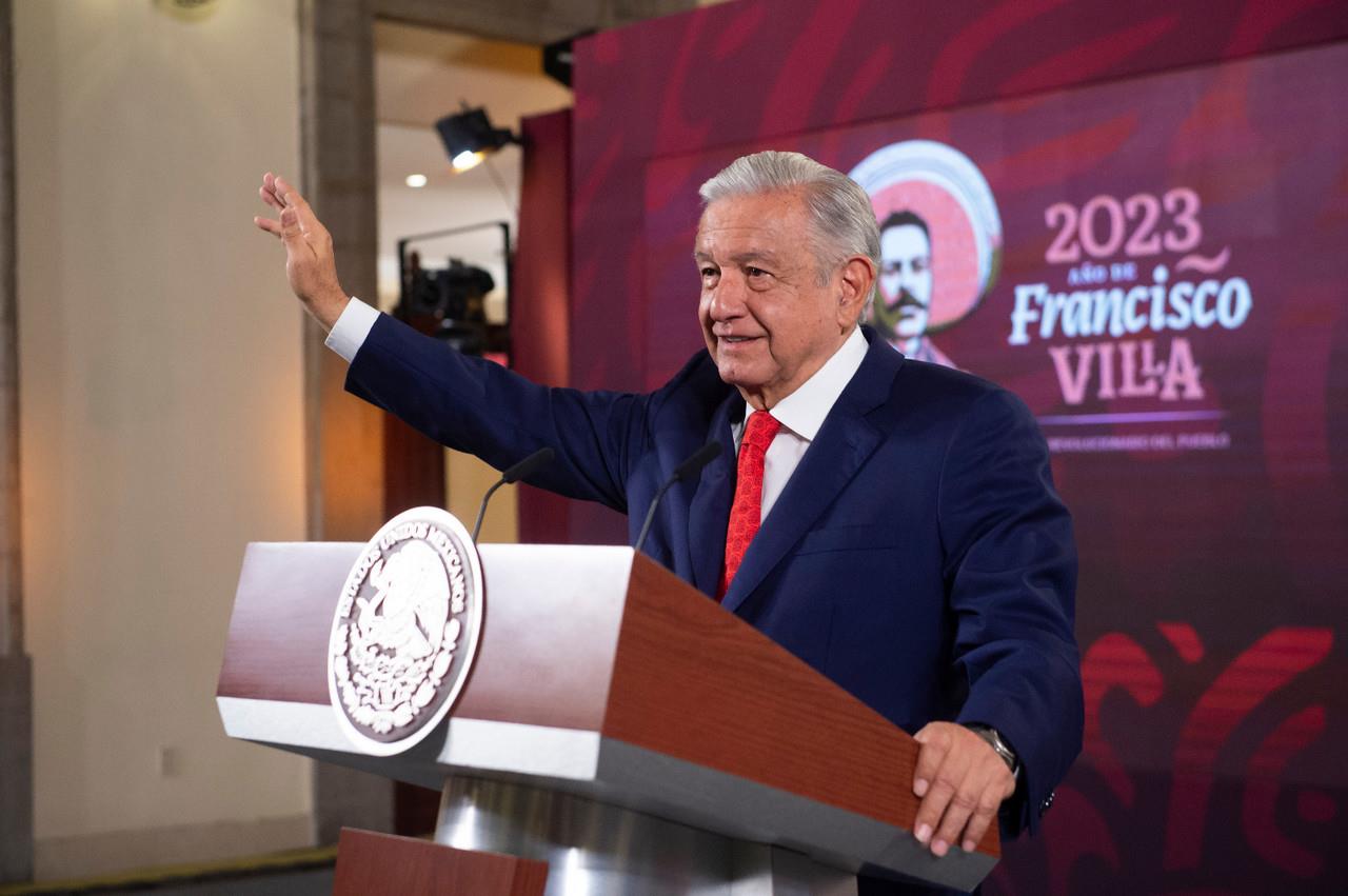 Expone AMLO privilegios de ministros de la Suprema Corte