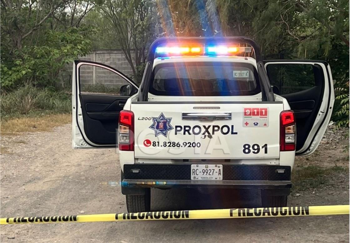 Al arribo de la policía de Escobedo confirmaron el hecho, donde encontraron al hombre sin signos vitales, con sangrado en el rostro y aparentemente huellas de violencia. Foto: Raymundo Elizalde