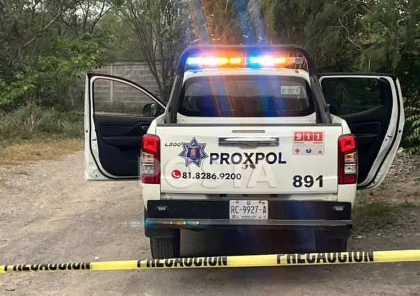 Asesinan a golpes a un hombre y lo hallan muerto en brecha de Escobedo