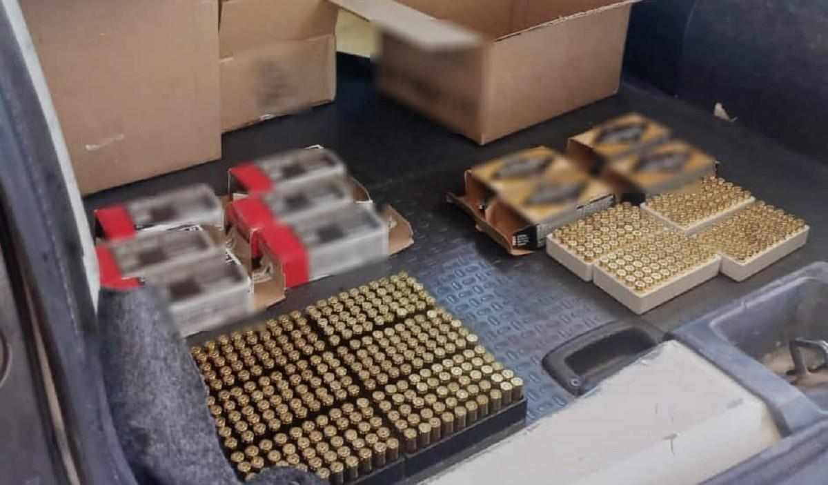 Caen 2 por ocultar cartuchos en bolsas de fritos y cajas de cartón en Chihuahua