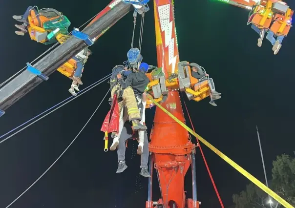 Falla en juego mecánico deja a varias personas atrapadas en Feria de San Isidro