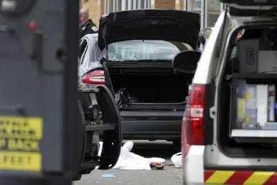 Buffalo conmemora el paso de  un hombre armado que mató a 10 personas e hirió a otras tres en un ataque racista. Foto. AP