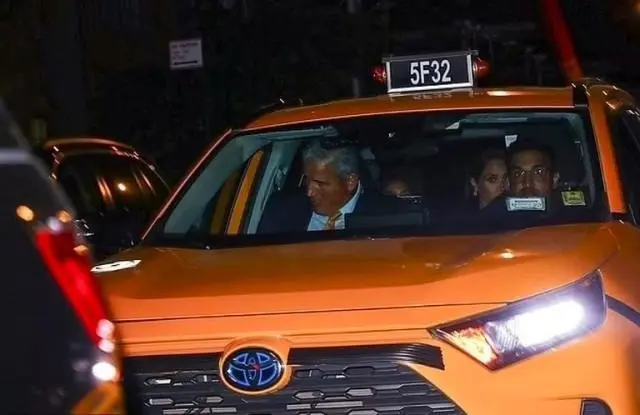 Asegura taxista que llevó a Harry y Meghan que no hubo peligro en el trayecto