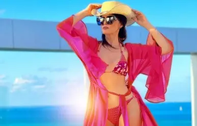 VIDEO: Ana Bárbara arma mini show en medio del mar de Los Cabos