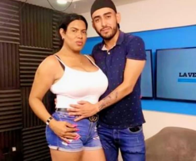 Wendy Guevara de Las perdidas confirmó por medio de una transmisión en vivo que Kimberly se había casado. Foto. Instagram