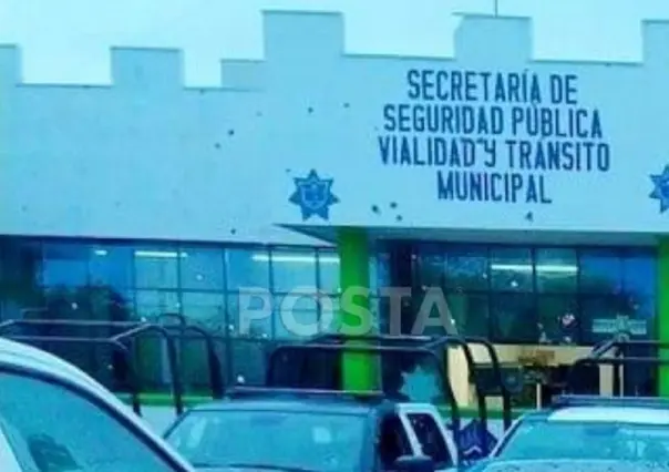 Rafaguean instalaciones de la Policía de Anáhuac, Nuevo León