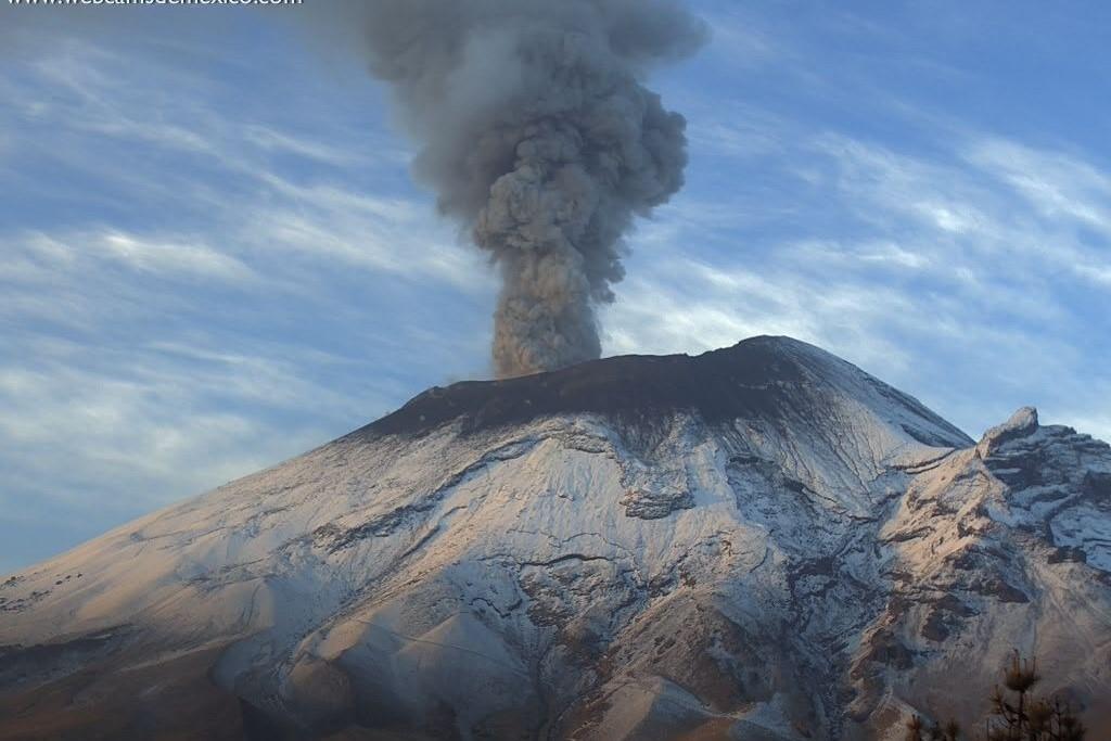 Alerta Volcánica en Puebla sigue en amarillo fase 3; aeropuerto es reabierto