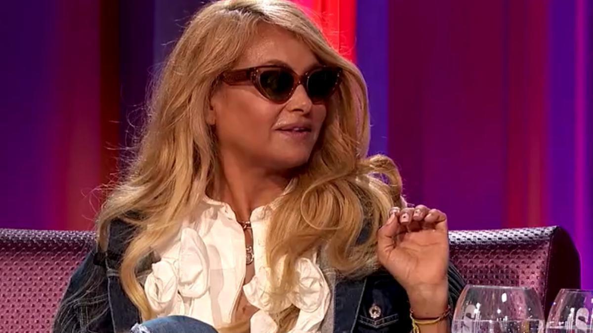 Paulina Rubio acudió como invitada al programa español “Y ahora sonsoles” que conduce Eva Soriano. Foto. Captura