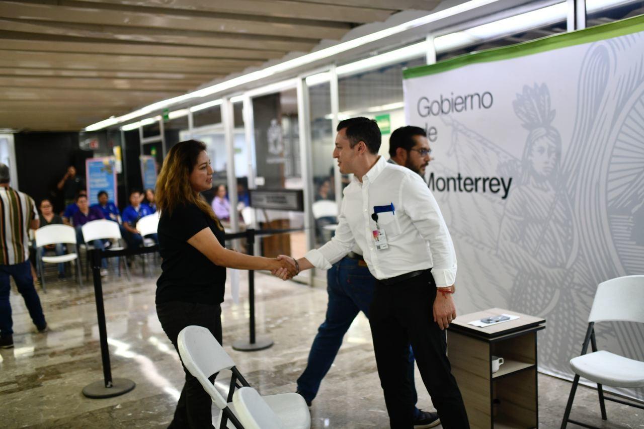 Aunque este plan está en su fase final, el edil regio manifestó que este rediseño del reglamento incluye una matriz de comercio, para que la gente sepa en que punto se puede instalar de forma legal. Foto: Twitter/ @mtygob