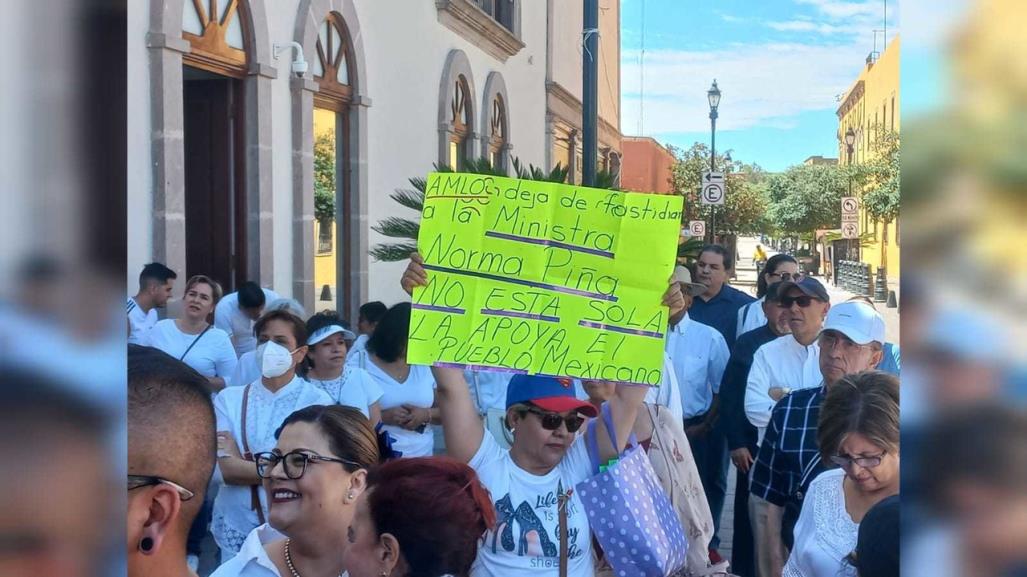 Asisten duranguenses a la convocatoria de marcha en defensa de la Suprema Corte