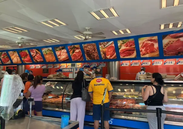 ¡Se arma la carnita asada! Regios van a carnicerías previo a la final de Tigres