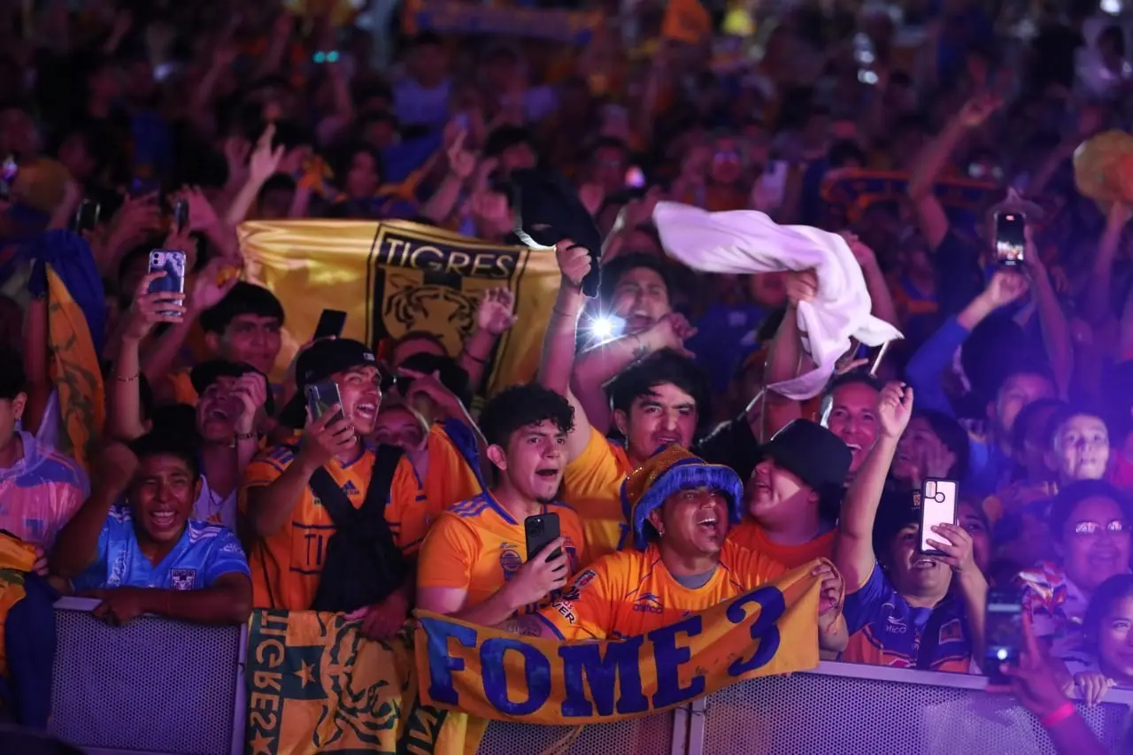 Alrededor de 30 mil aficionados Tigres celerbaron el octavo campeonato conseguido. Foto: Cortesía