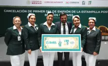 Correos de México lanza timbre conmemorativo por 80 años del IMSS
