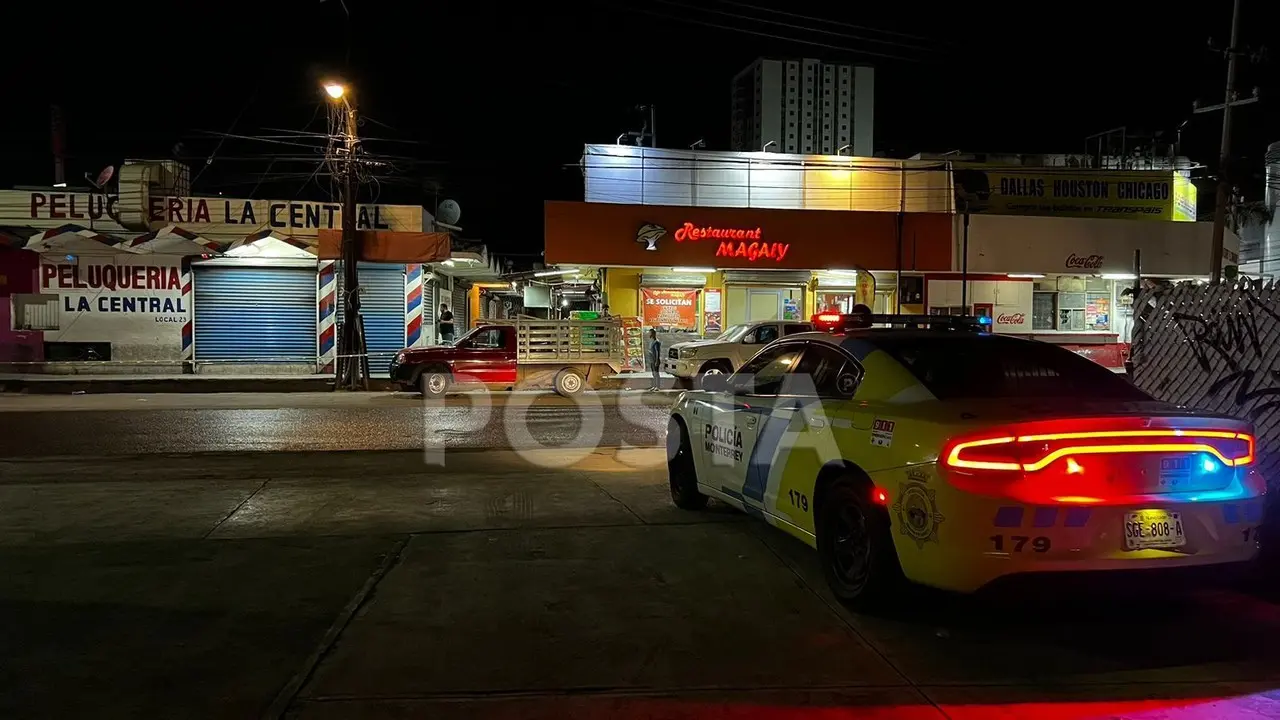 El despliegue de autoridades se dio luego que los mismos oficiales que custodiaban la zona cercana a la central camionera de la avenida Colón escucharan los balazos. Foto: Raymundo Elizalde.