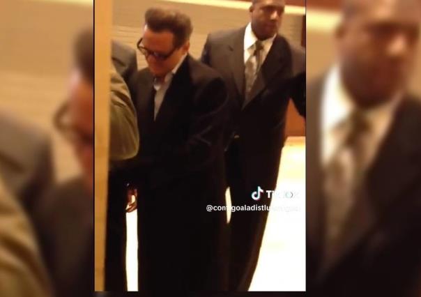 ¡Sorprendente! Captan a Luis Miguel dando autógrafos en pleno aeropuerto