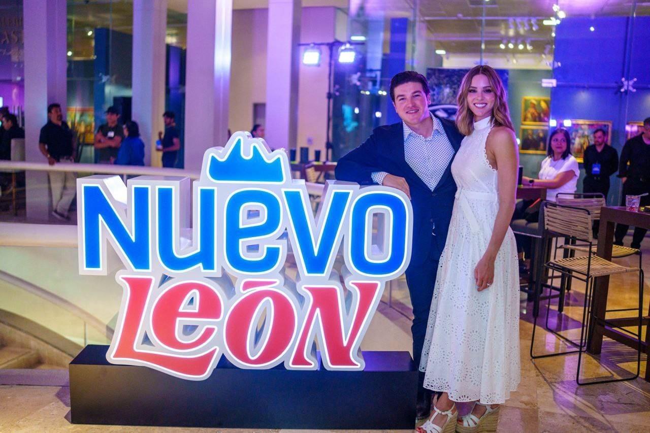 Presentan Samuel y Mariana marca Nuevo León con Secretaria de Turismo