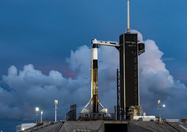 NASA y SpaceX aplazan lanzamiento de misión de abastecimiento